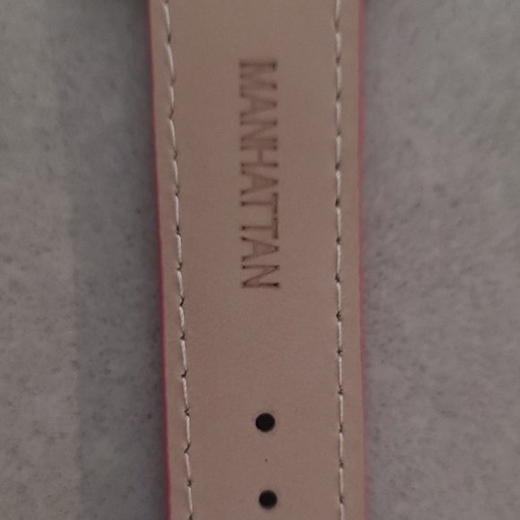 Ladies Manhattan Watch by Croton - Picture 9 of 14